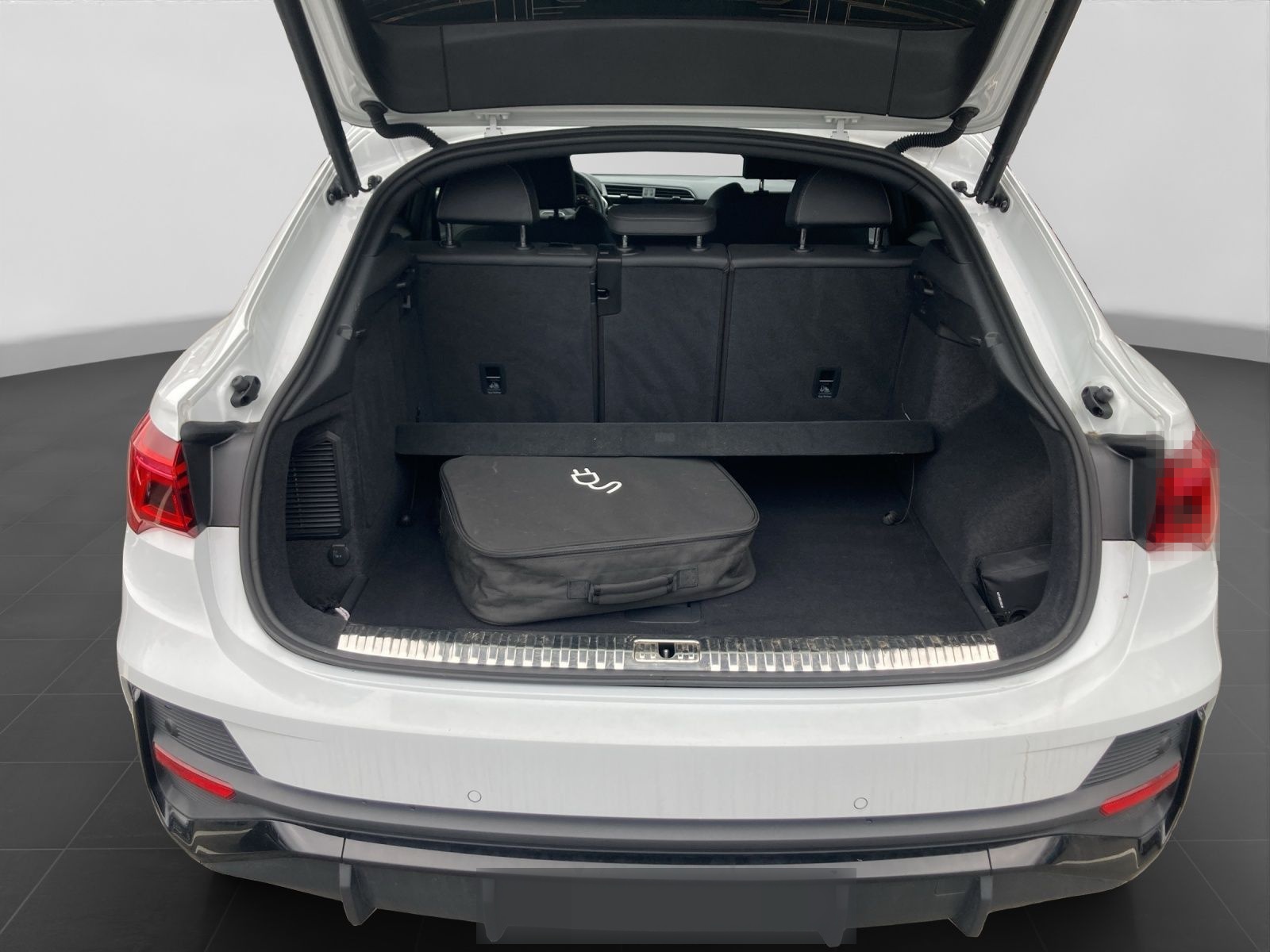 Audi Q3 Sportback 1.4 TFSI e 2x S LINE SONOS NAVI+ AS foto 17