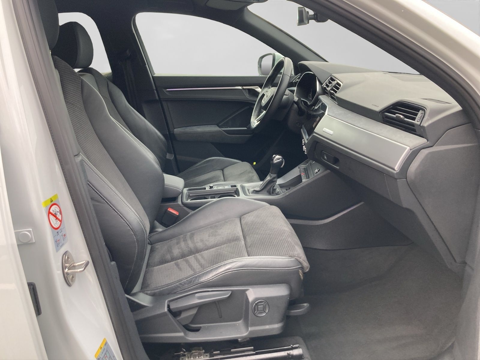 Audi Q3 Sportback 1.4 TFSI e 2x S LINE SONOS NAVI+ AS foto 4