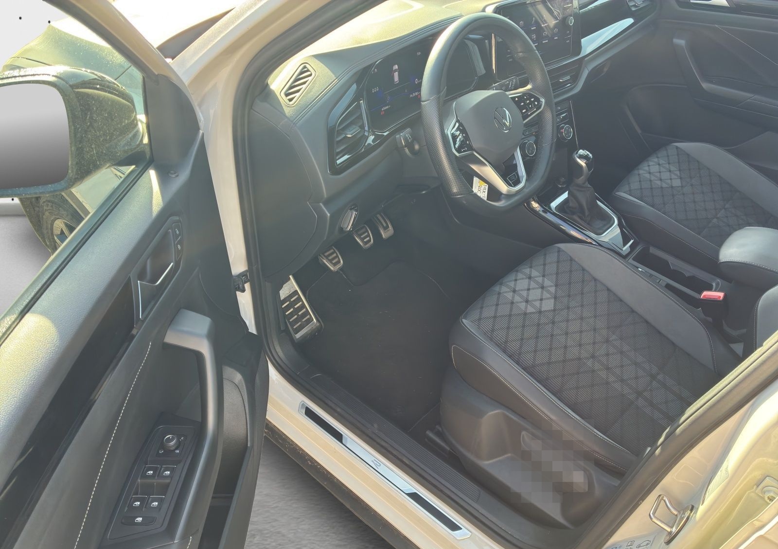 Volkswagen T-Roc R-Line 2.0 l TDI Matrix LED+ACC foto 13
