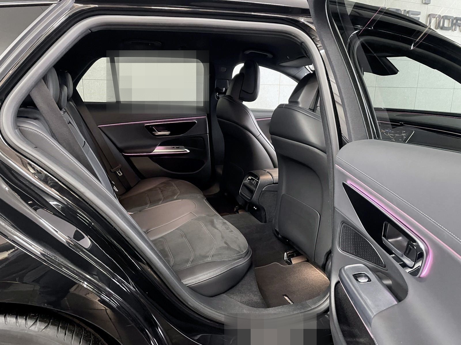 Mercedes-Benz E 220 T AMG Line Distronic-Pro+Mbux-Premium+Nigh foto 15