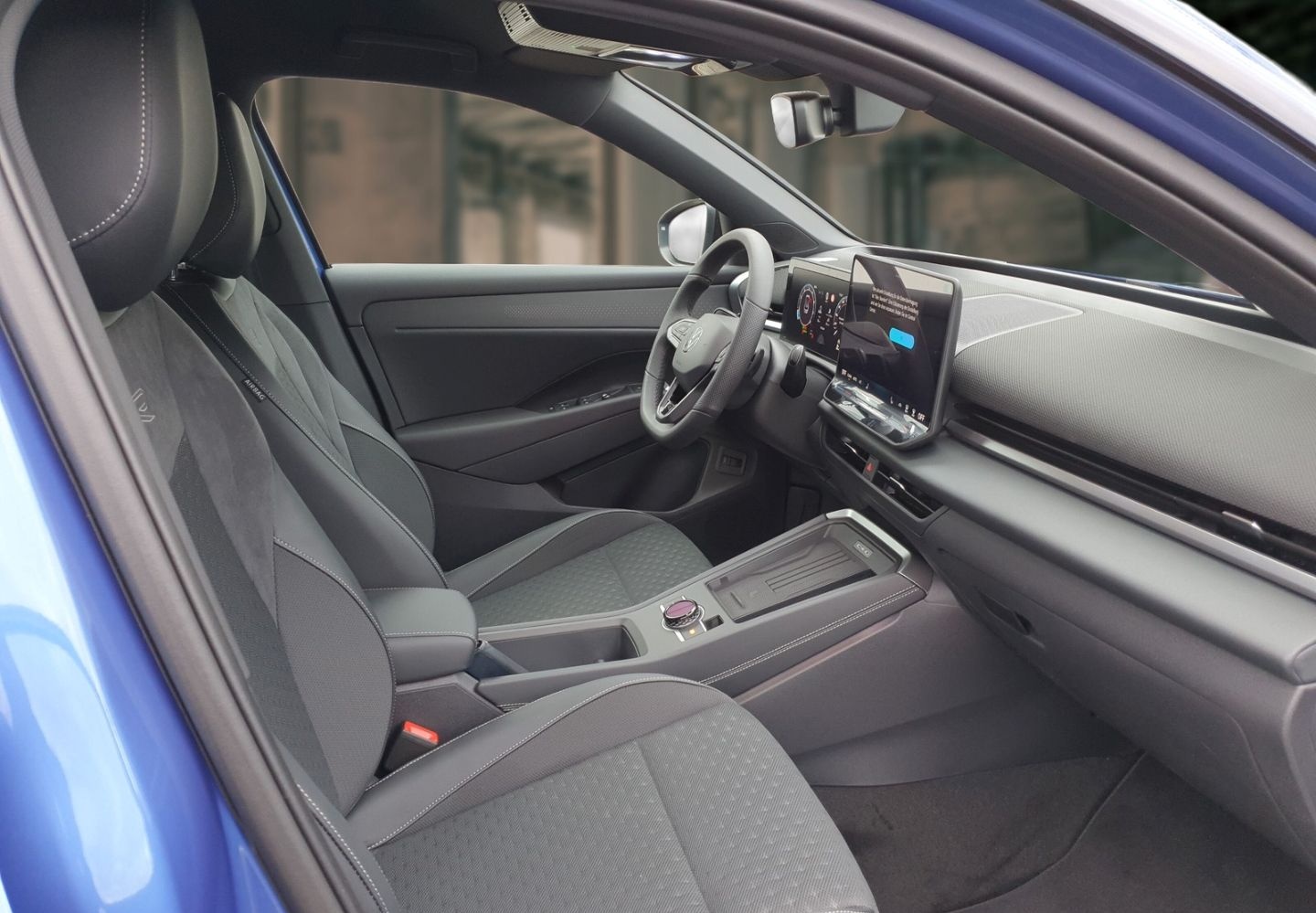 Volkswagen T-Roc 1.5 eTSI DSG R-Line AHK MATRIX NAVI E-HKP foto 9