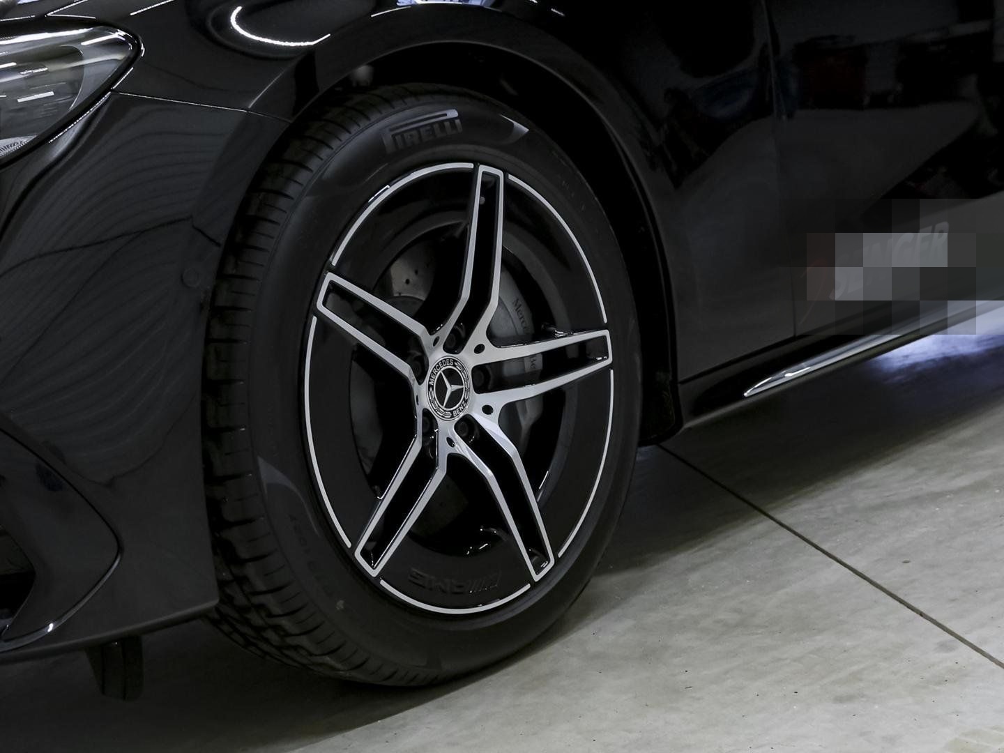 Mercedes-Benz E 200 d T AMG Distronic Digital-Light Pano AHK foto 8