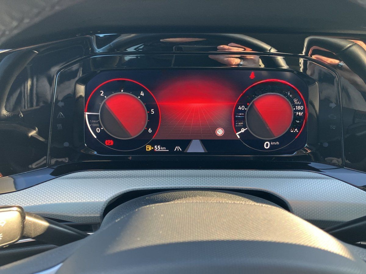 Volkswagen Golf VIII 2.0 TDI MOVE NAVIGATION+DAB+SHZ+ACC foto 16