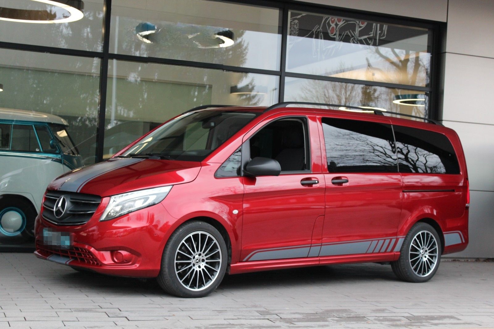 Mercedes-Benz Vito Tourer 124 CDI lang SPORT LINE 8-Sitzer