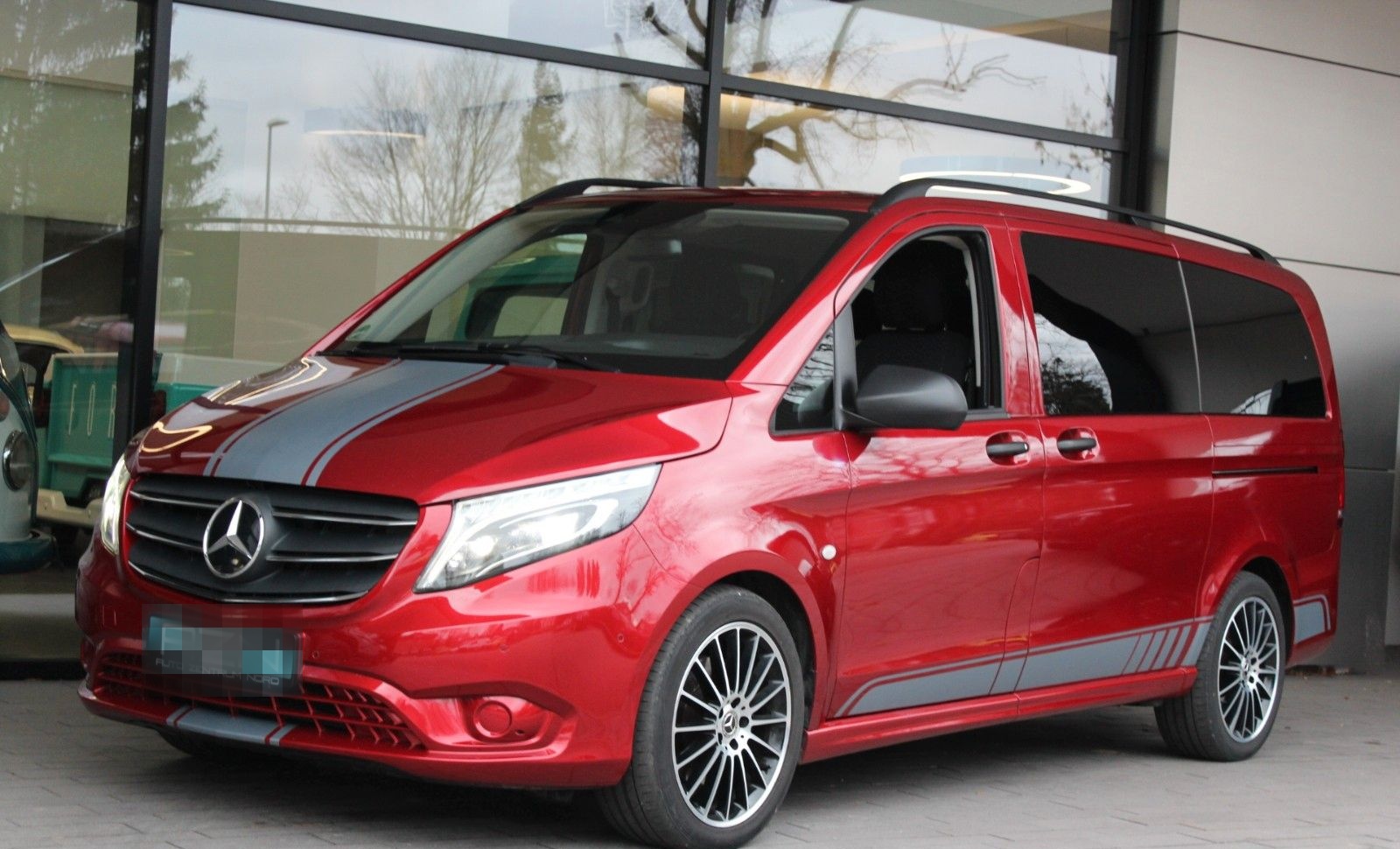 Mercedes-Benz Vito Tourer 124 CDI lang SPORT LINE 8-Sitzer foto 2