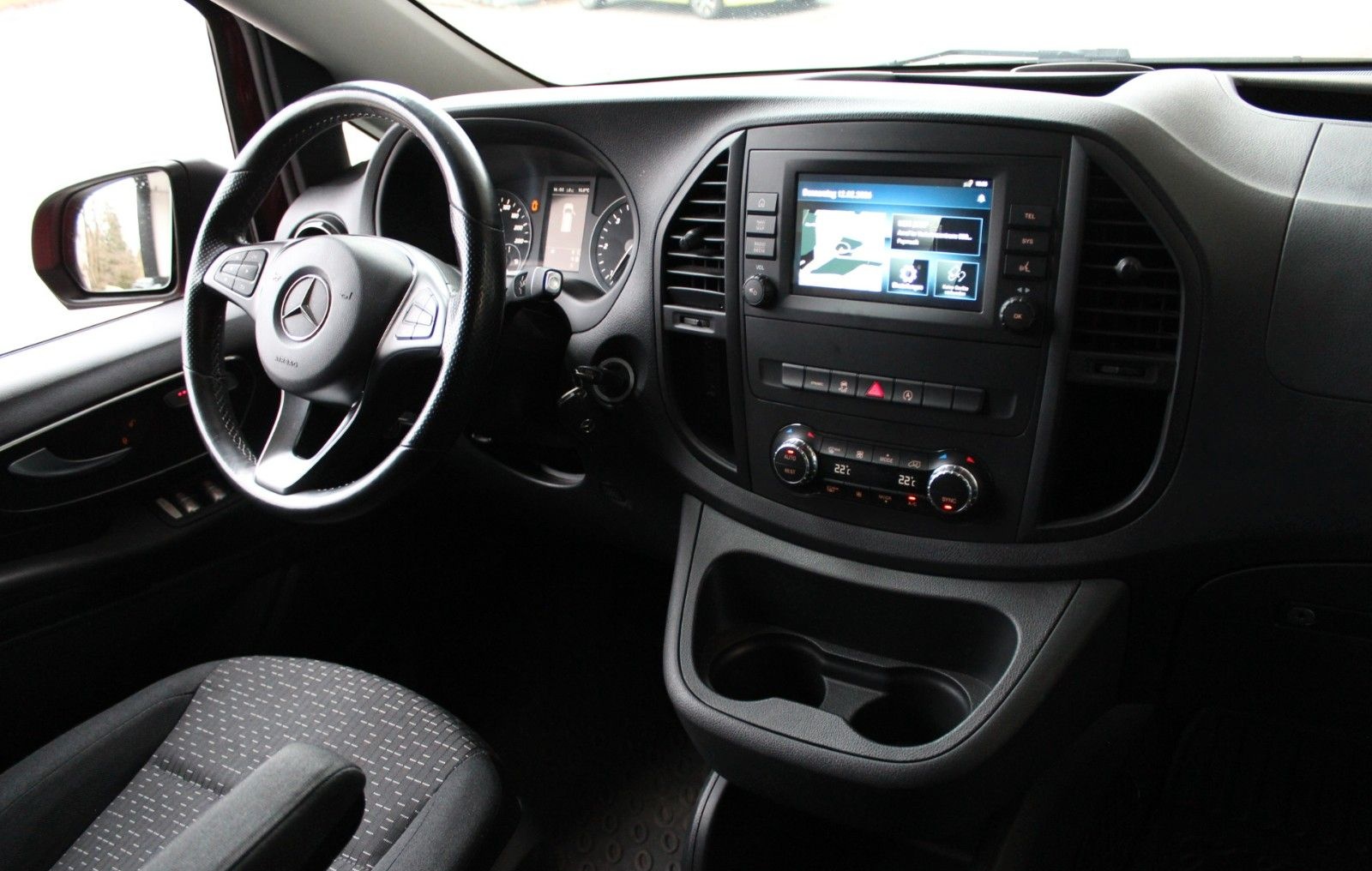 Mercedes-Benz Vito Tourer 124 CDI lang SPORT LINE 8-Sitzer foto 19