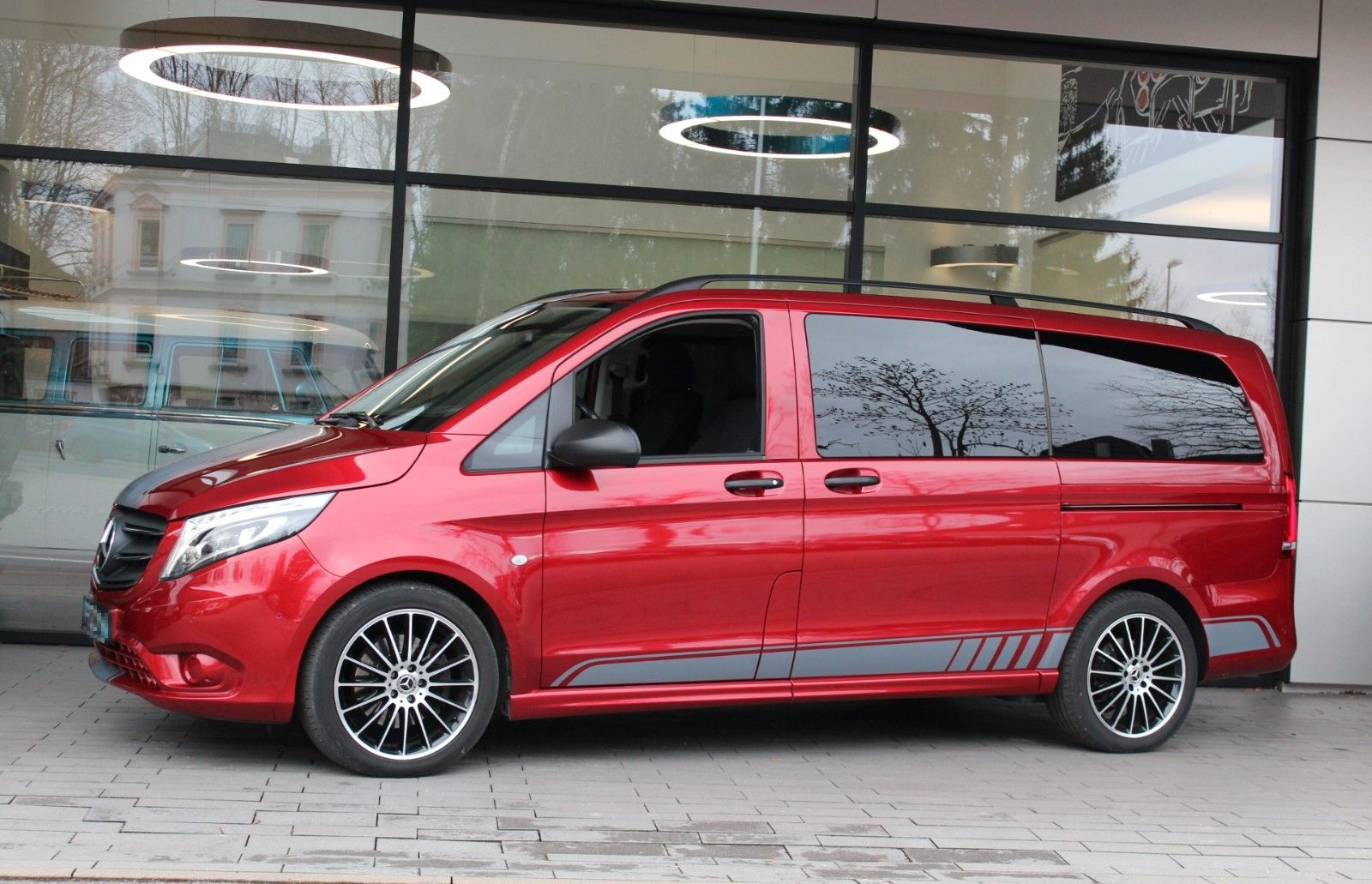 Mercedes-Benz Vito Tourer 124 CDI lang SPORT LINE 8-Sitzer foto 4