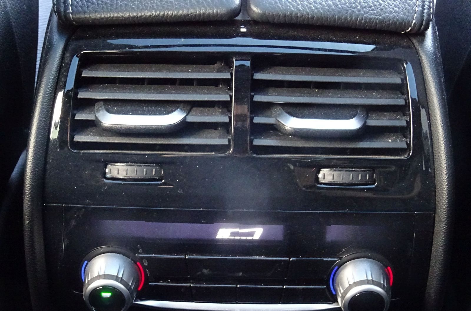 BMW 540d xDrive Tour. M Sport HuD Pano AHK Kamera SH foto 11