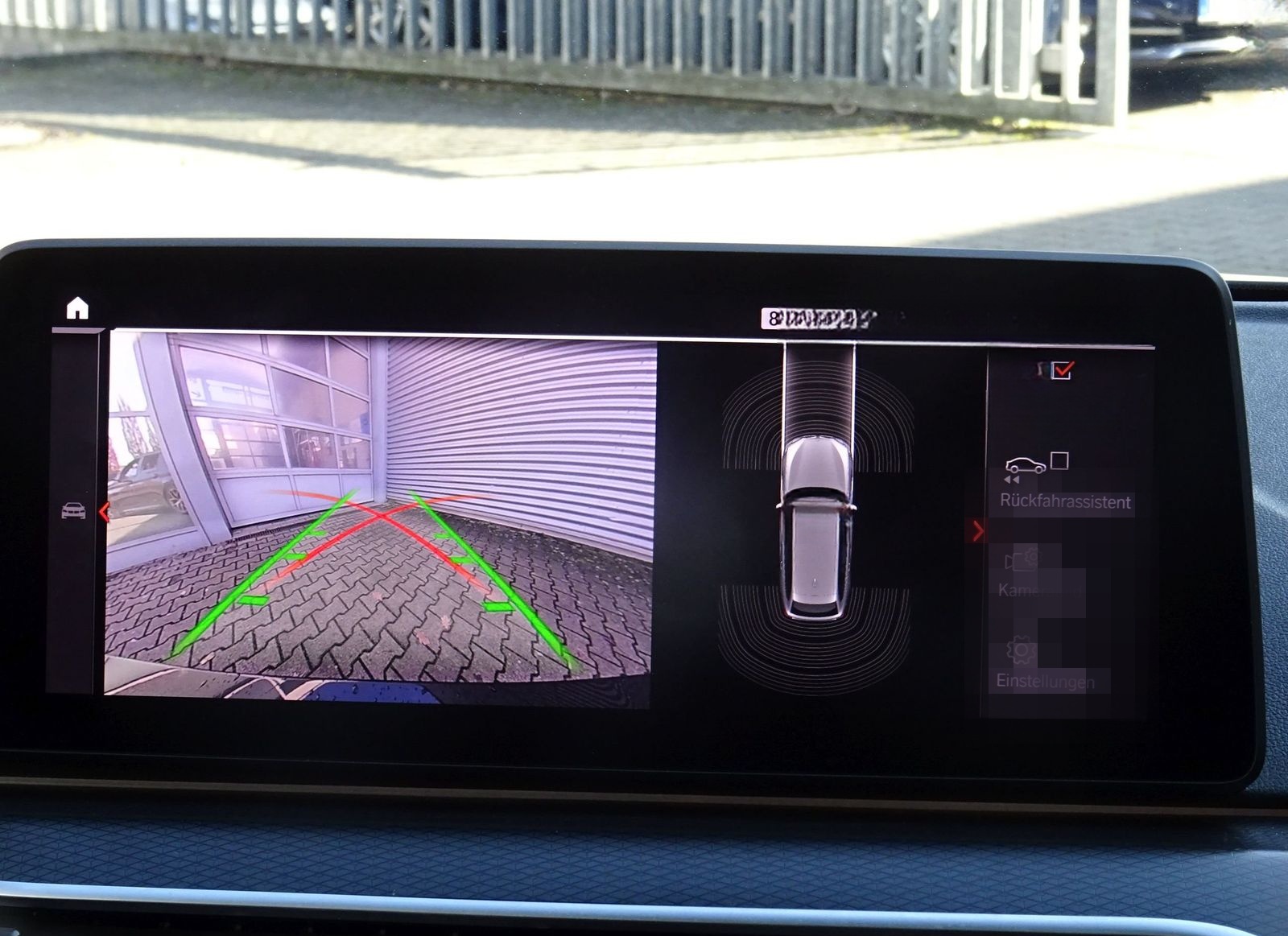 BMW 540d xDrive Tour. M Sport HuD Pano AHK Kamera SH foto 12