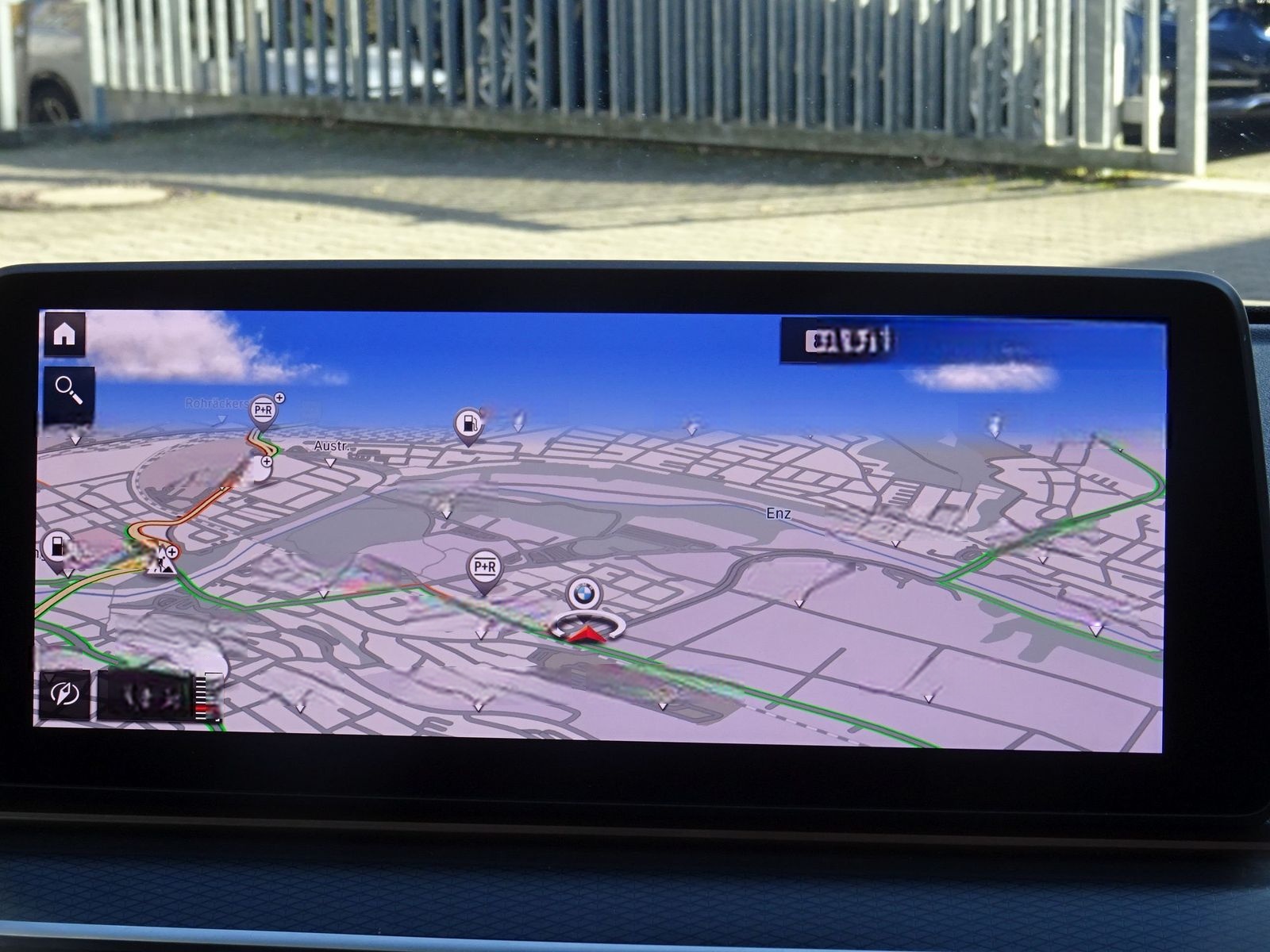 BMW 540d xDrive Tour. M Sport HuD Pano AHK Kamera SH foto 13