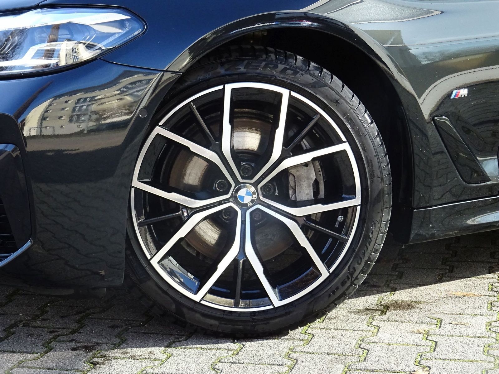 BMW 540d xDrive Tour. M Sport HuD Pano AHK Kamera SH foto 3