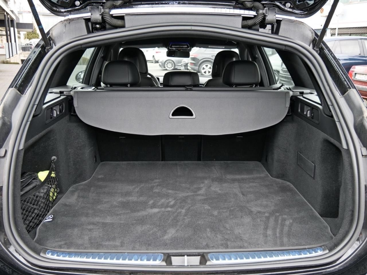 Mercedes-Benz C 300 d T AMG MBUXNavi-Prem. Kamera Easy-Pack foto 6