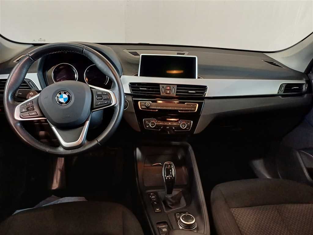 BMW X1 xDrive18d Advantage AHK+NAVI+LED foto 11