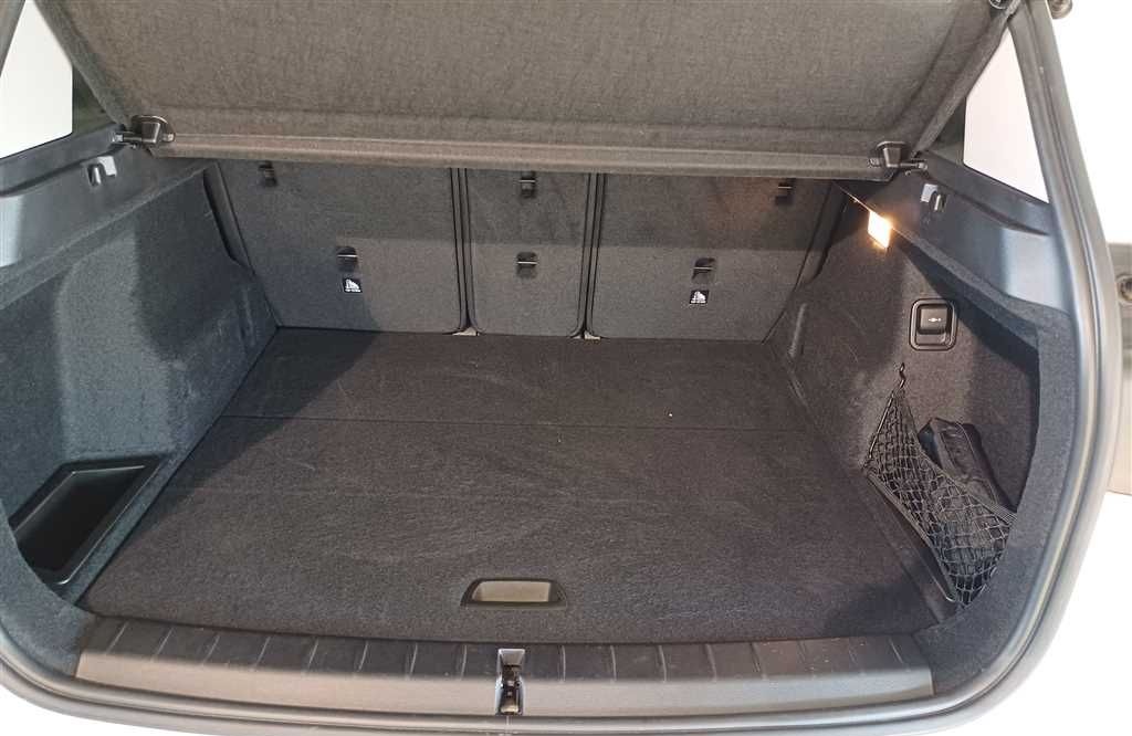 BMW X1 xDrive18d Advantage AHK+NAVI+LED foto 12