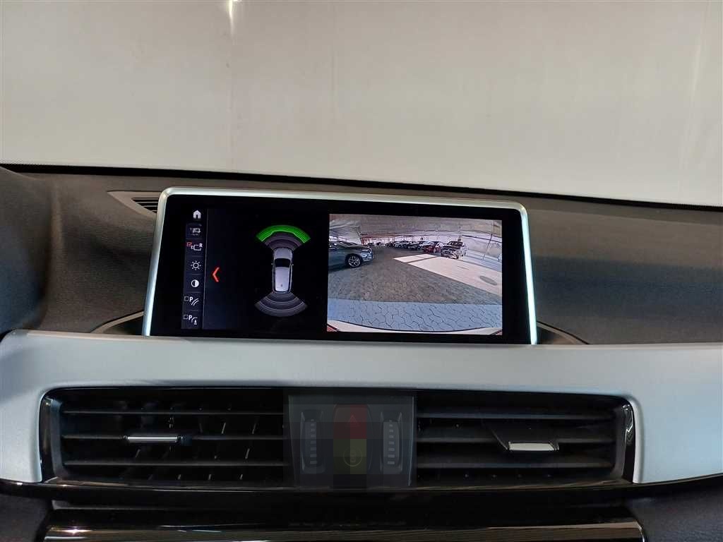 BMW X1 xDrive18d Advantage AHK+NAVI+LED foto 5