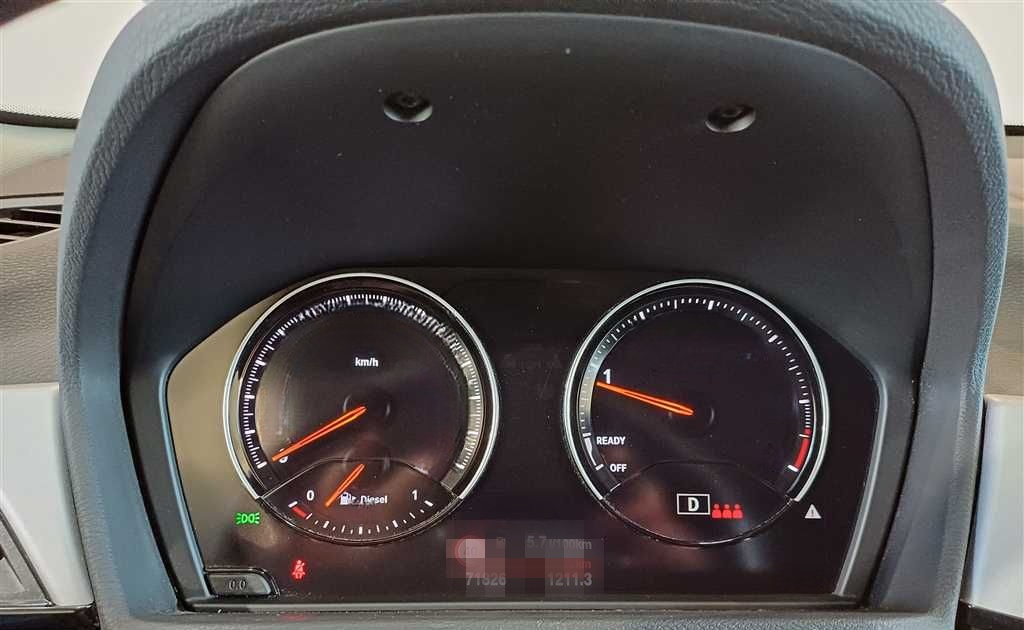 BMW X1 xDrive18d Advantage AHK+NAVI+LED foto 7