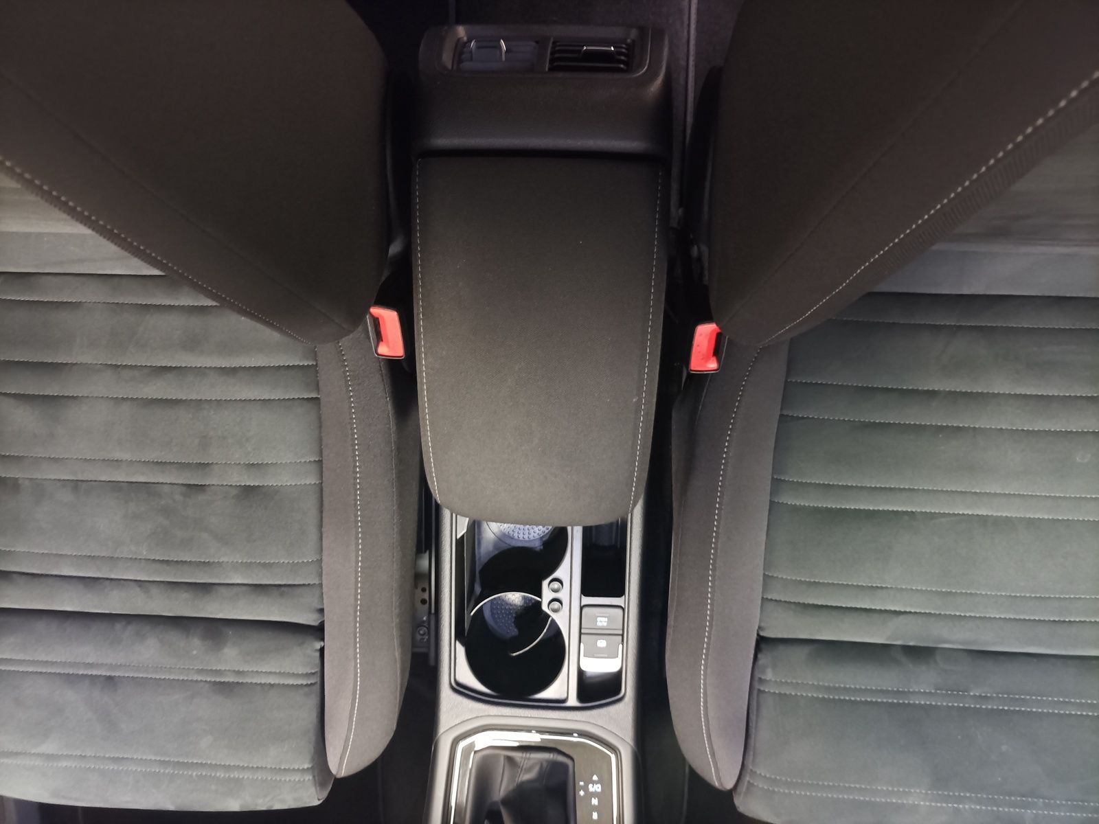 Volkswagen Touran 2.0 TDI Highline 7Sitze|Navi|PDC|Sitzhzg. foto 15