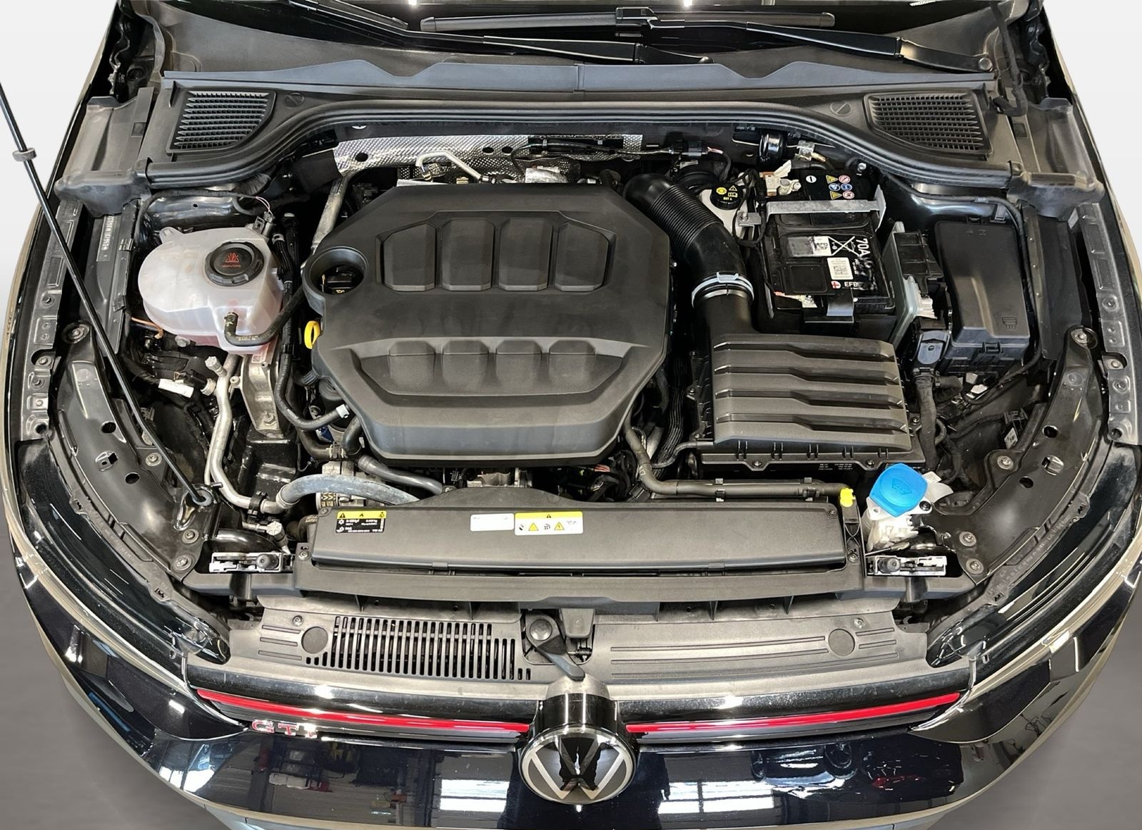 Volkswagen Golf VIII 2.0 TSI DSG GTI Clubsport ACC AUT Kam. foto 14