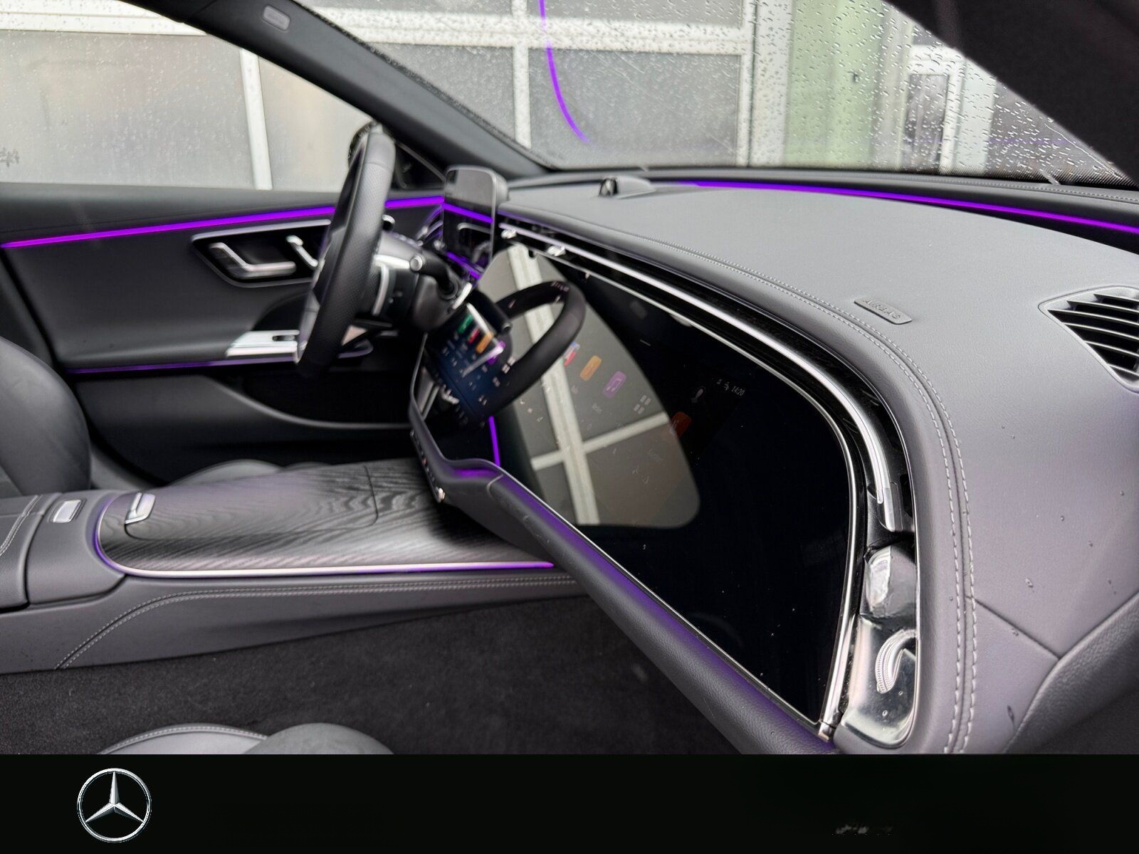Mercedes-Benz E 200 AMG Distro+SUPER+Pano+360+Memory+Burmester foto 17