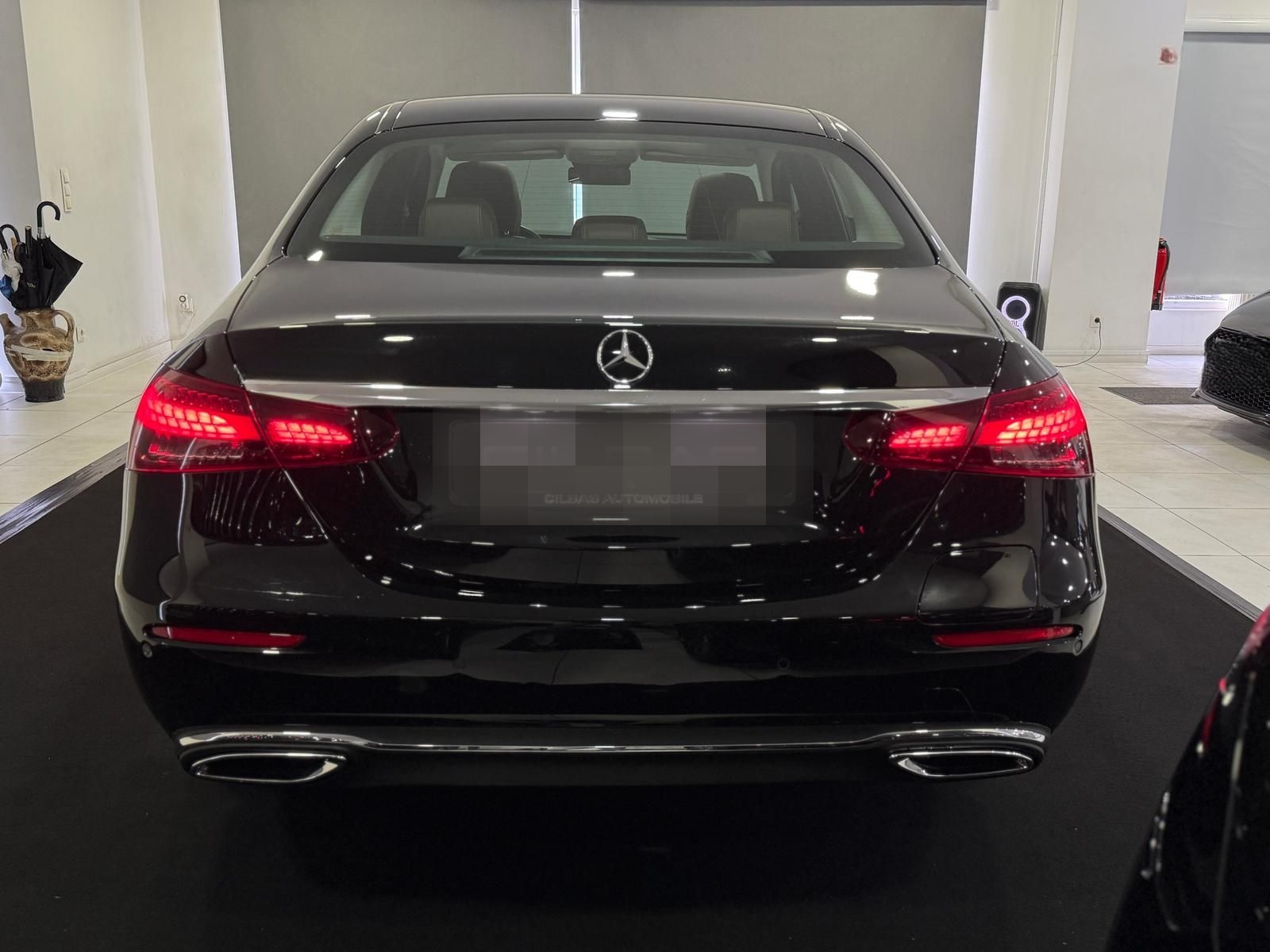 Mercedes-Benz E 300 e *LEDER-BRAUN*KAM*TOTW*SHZ*GSD*AMBIENTE* foto 11