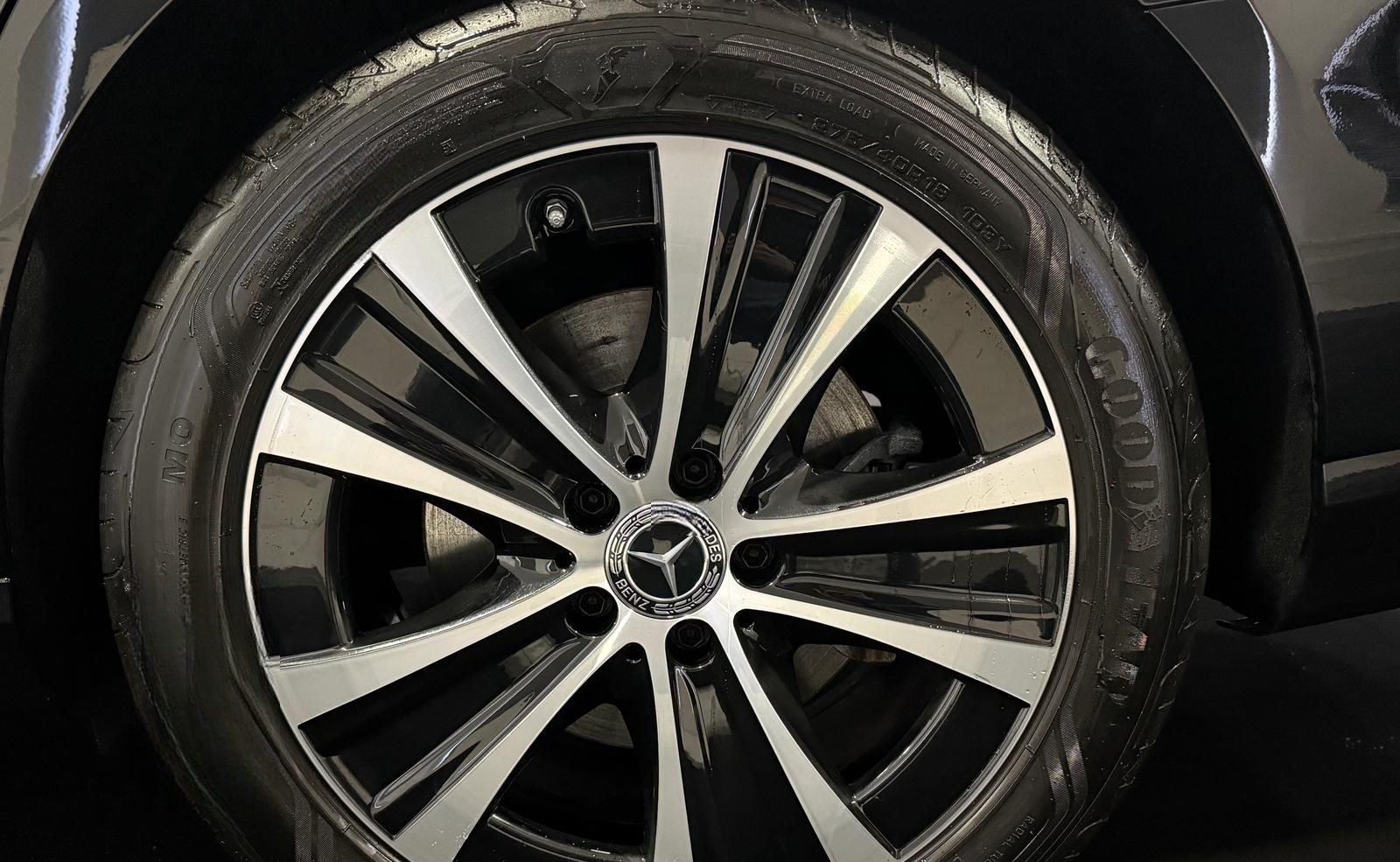 Mercedes-Benz E 300 e *LEDER-BRAUN*KAM*TOTW*SHZ*GSD*AMBIENTE* foto 14