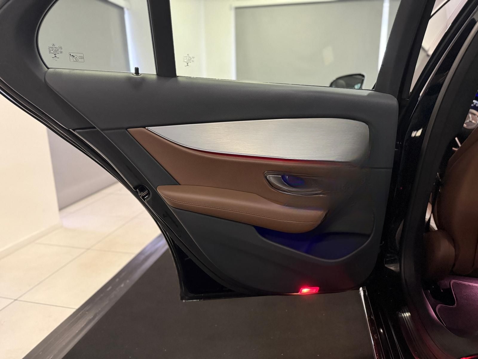 Mercedes-Benz E 300 e *LEDER-BRAUN*KAM*TOTW*SHZ*GSD*AMBIENTE* foto 18