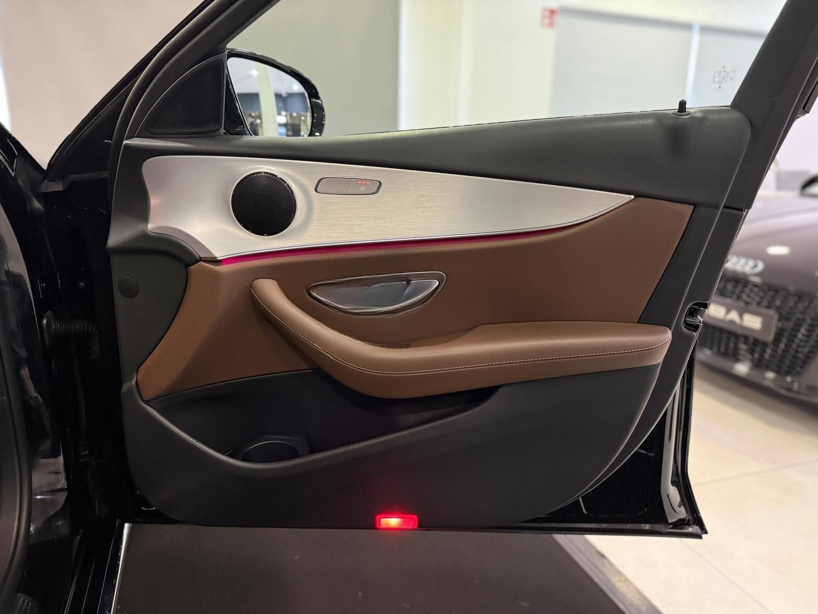 Mercedes-Benz E 300 e *LEDER-BRAUN*KAM*TOTW*SHZ*GSD*AMBIENTE* foto 19