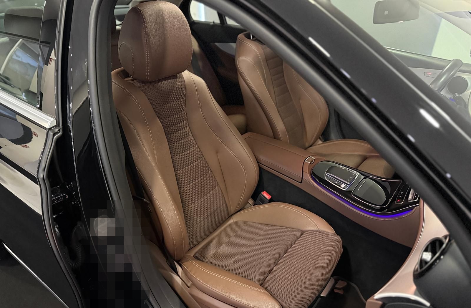 Mercedes-Benz E 300 e *LEDER-BRAUN*KAM*TOTW*SHZ*GSD*AMBIENTE* foto 23