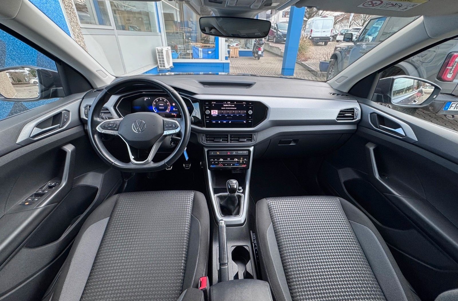 Volkswagen T-Cross 1.0 TSI ACTIVE / Carplay /Sitzheizung / foto 6