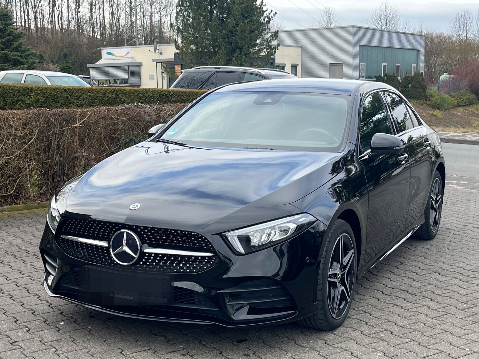 Mercedes-Benz A 250e Limousine AMG Edition Night LED foto 8