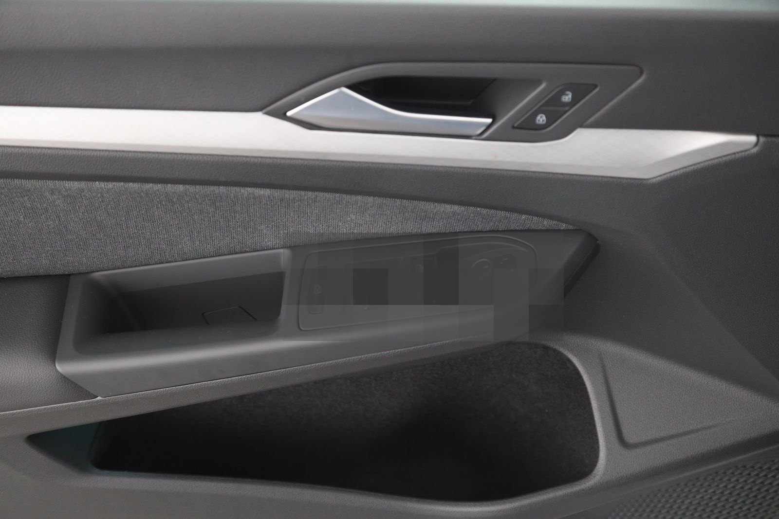 Volkswagen Golf VIII Variant 1.5 eTSI DSG Life | NAVI | LED foto 17