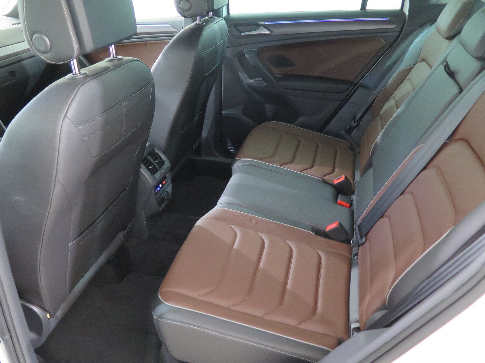 Volkswagen Tiguan Elegance 4Motion,Standh,AHK,Leder,Matrix foto 12