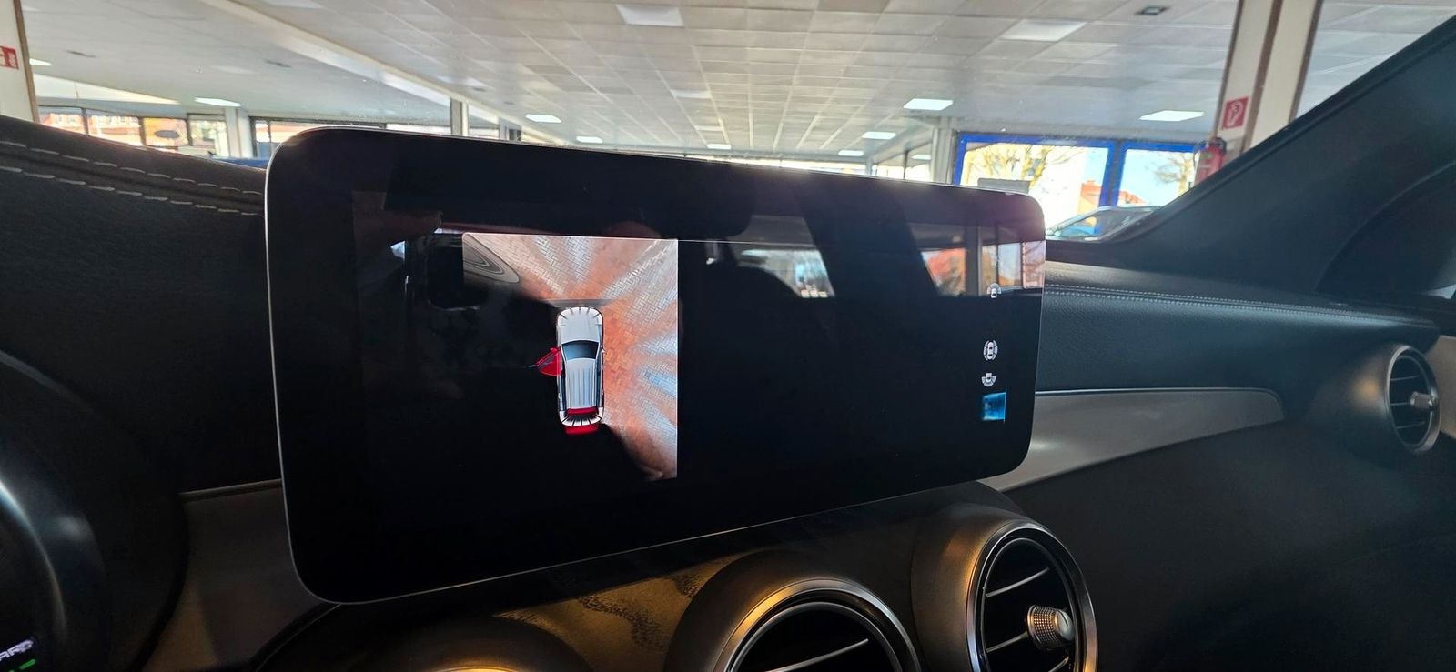 Mercedes-Benz GLC 300 e 4Matic 9G-TRONIC AMG Line Navi Led Led foto 11