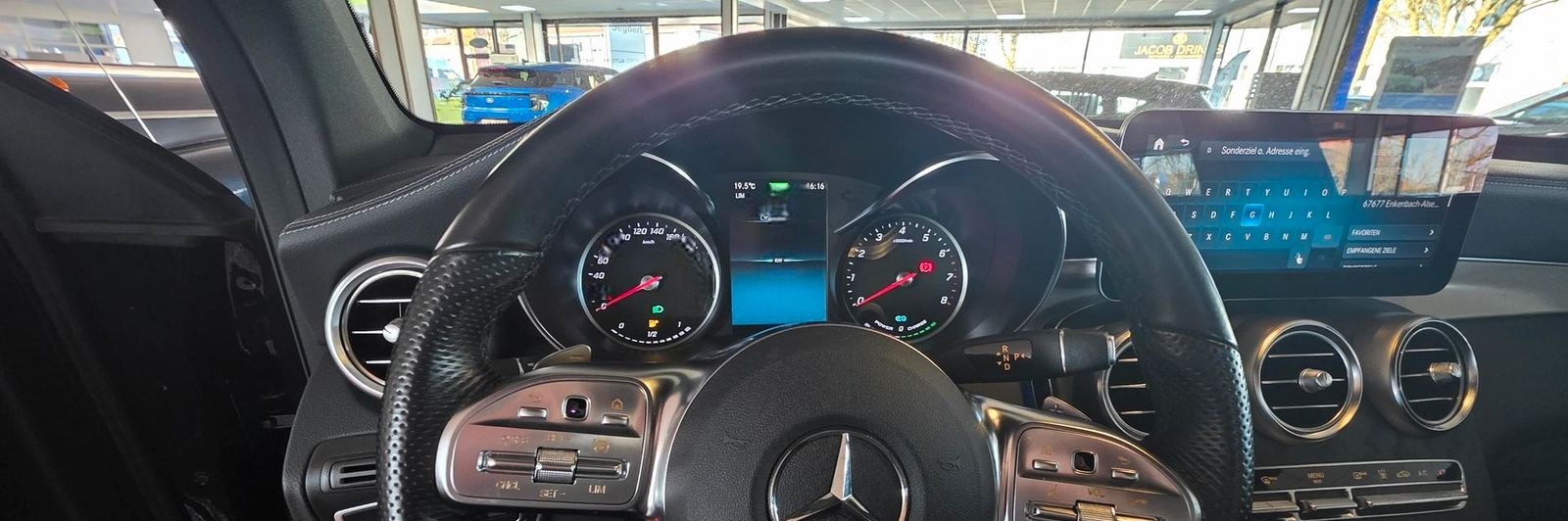 Mercedes-Benz GLC 300 e 4Matic 9G-TRONIC AMG Line Navi Led Led foto 14