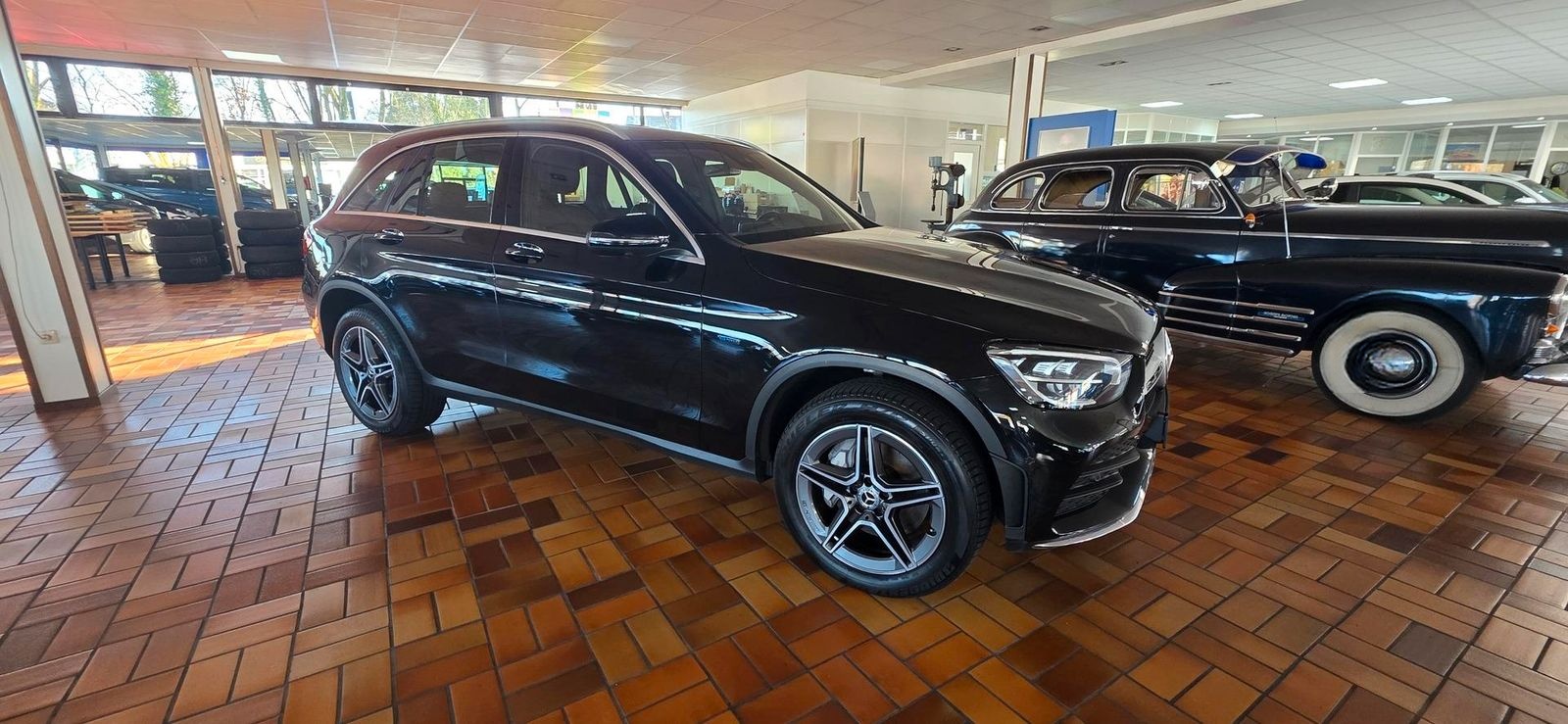 Mercedes-Benz GLC 300 e 4Matic 9G-TRONIC AMG Line Navi Led Led foto 3