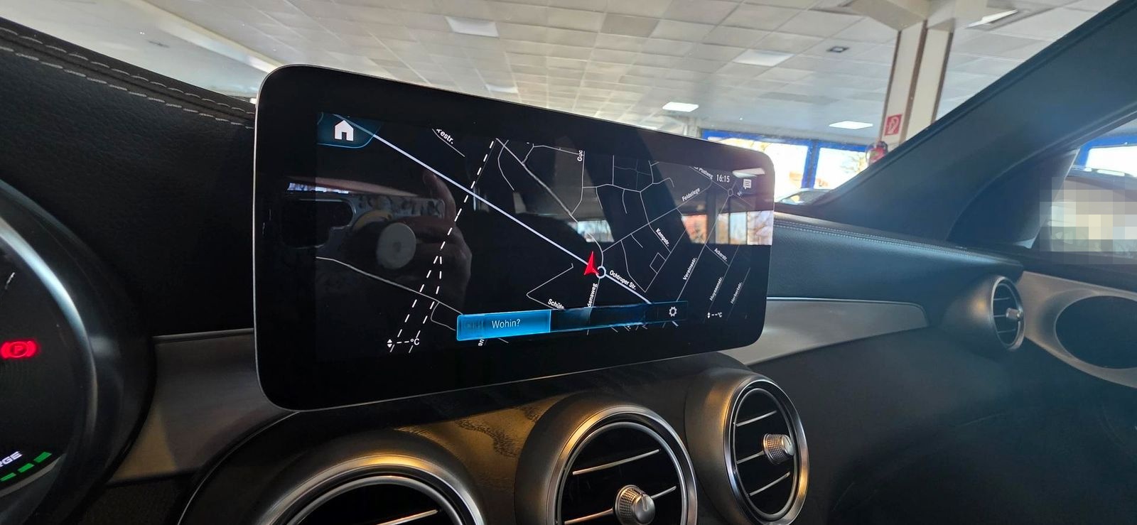 Mercedes-Benz GLC 300 e 4Matic 9G-TRONIC AMG Line Navi Led Led foto 10