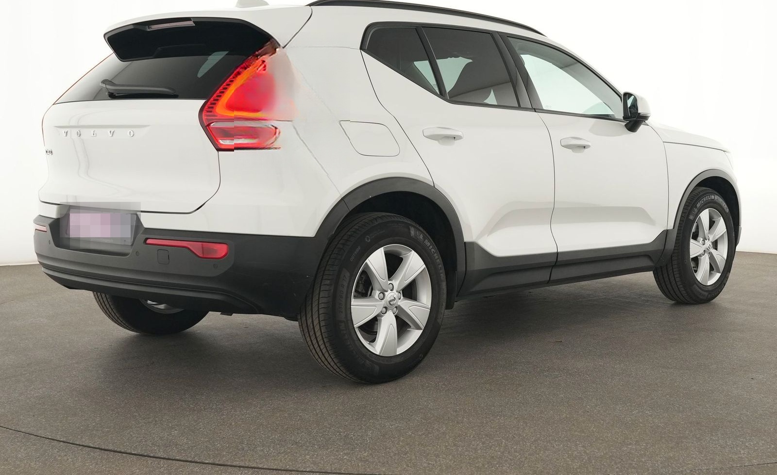 Volvo XC40 Momentum Core Kamera|Navi|LED|4xSHZ|CarPlay foto 7