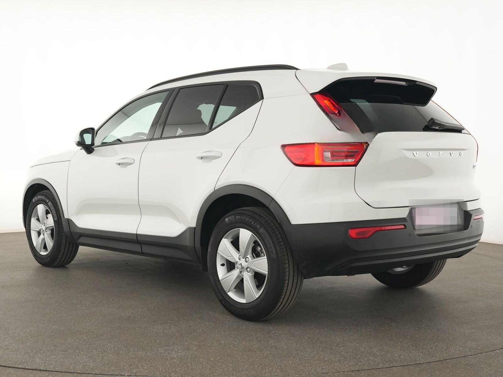 Volvo XC40 Momentum Core Kamera|Navi|LED|4xSHZ|CarPlay foto 9