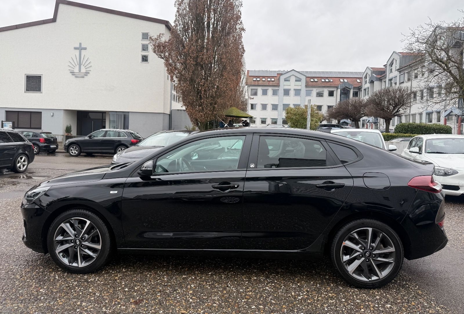 Hyundai i30 Fastback Edition 30+ Mild-Hybrid*LED*Navi* foto 8