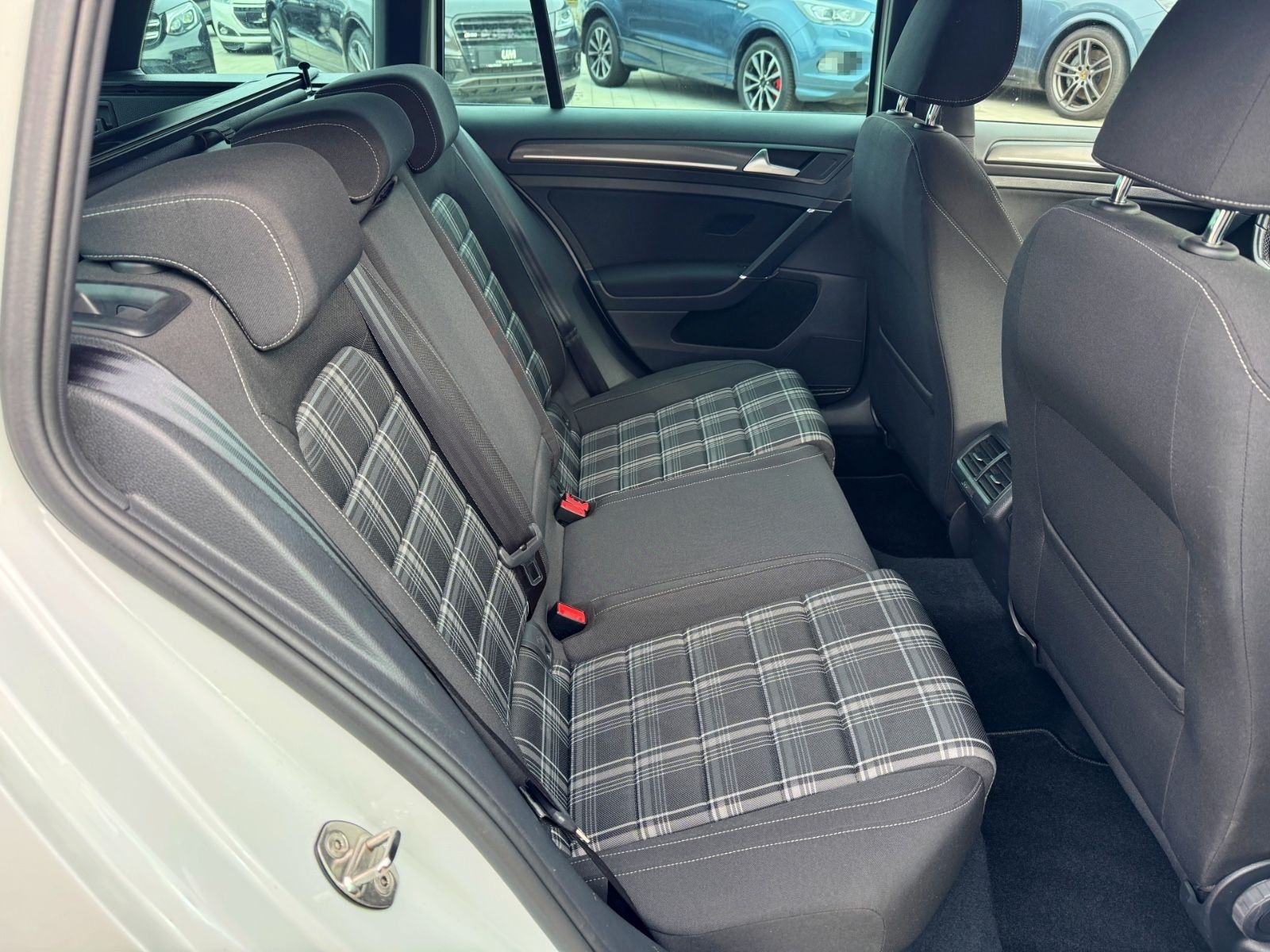 Volkswagen Golf VII Variant GTD BMT DSG/NAVI/ACC/PDC/LED/SH foto 19