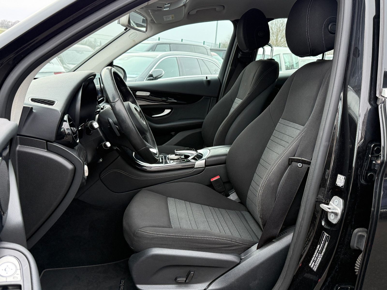 Mercedes-Benz GLC 220d 4Matic 9G Exclusive GRA Nav LED SHZ PDC foto 11