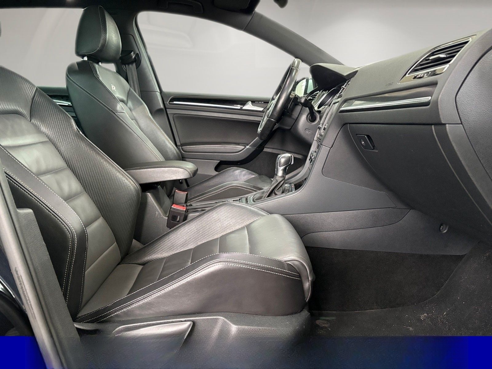 Volkswagen Golf VII R Kombi 4Motion Automatik Xenon Pano foto 14
