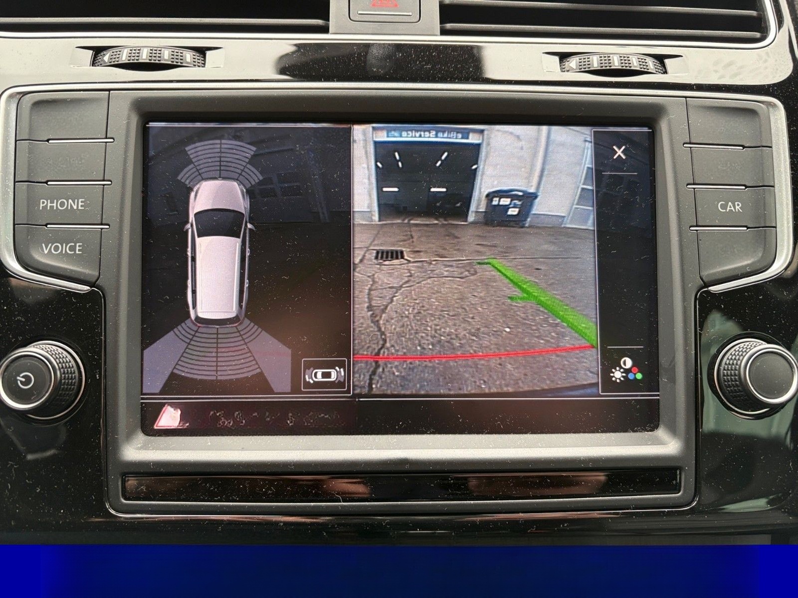 Volkswagen Golf VII R Kombi 4Motion Automatik Xenon Pano foto 25