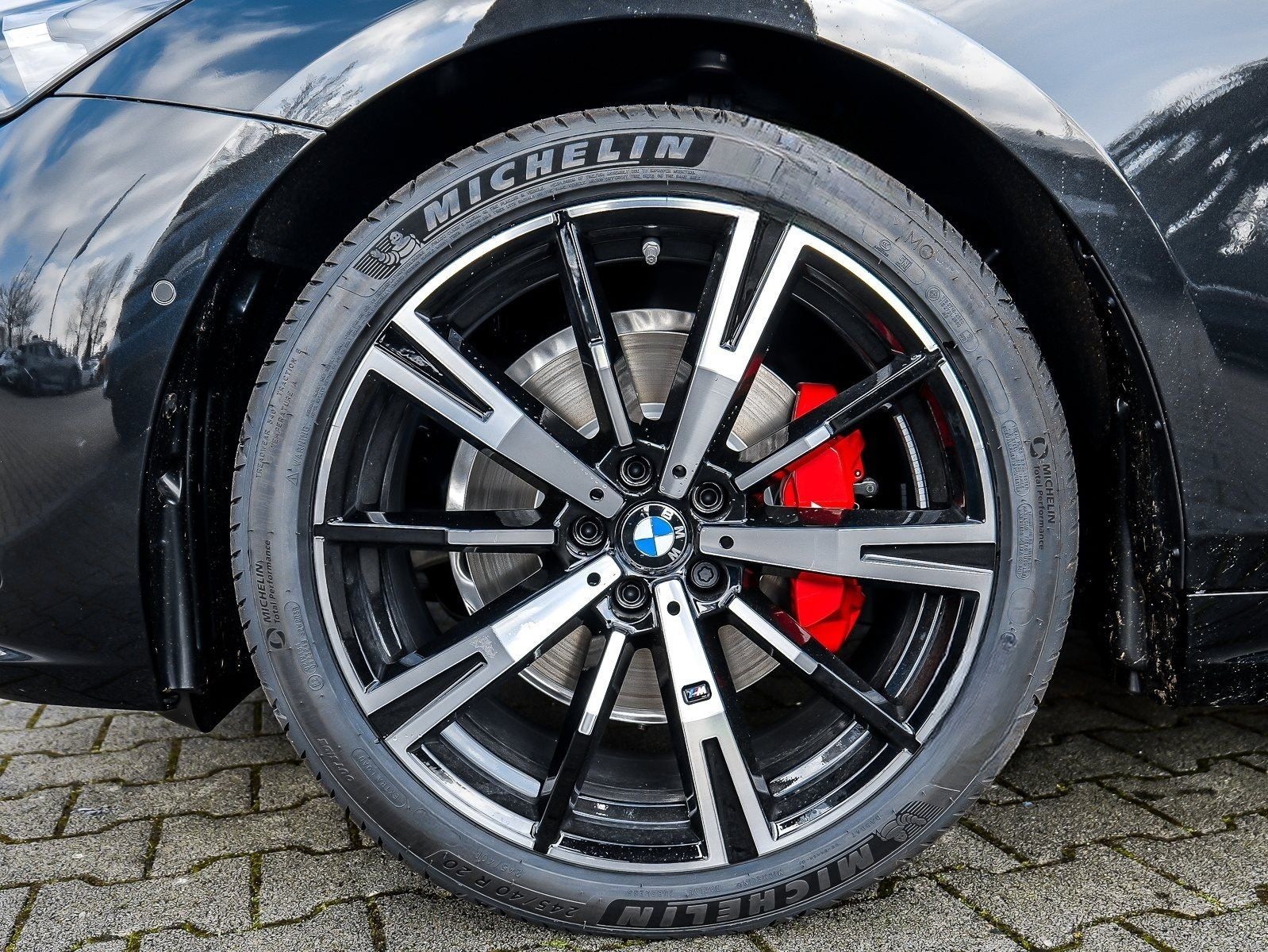 BMW 520d xDrive 20" M Sport Pro AHK 360° DA Prof. foto 4
