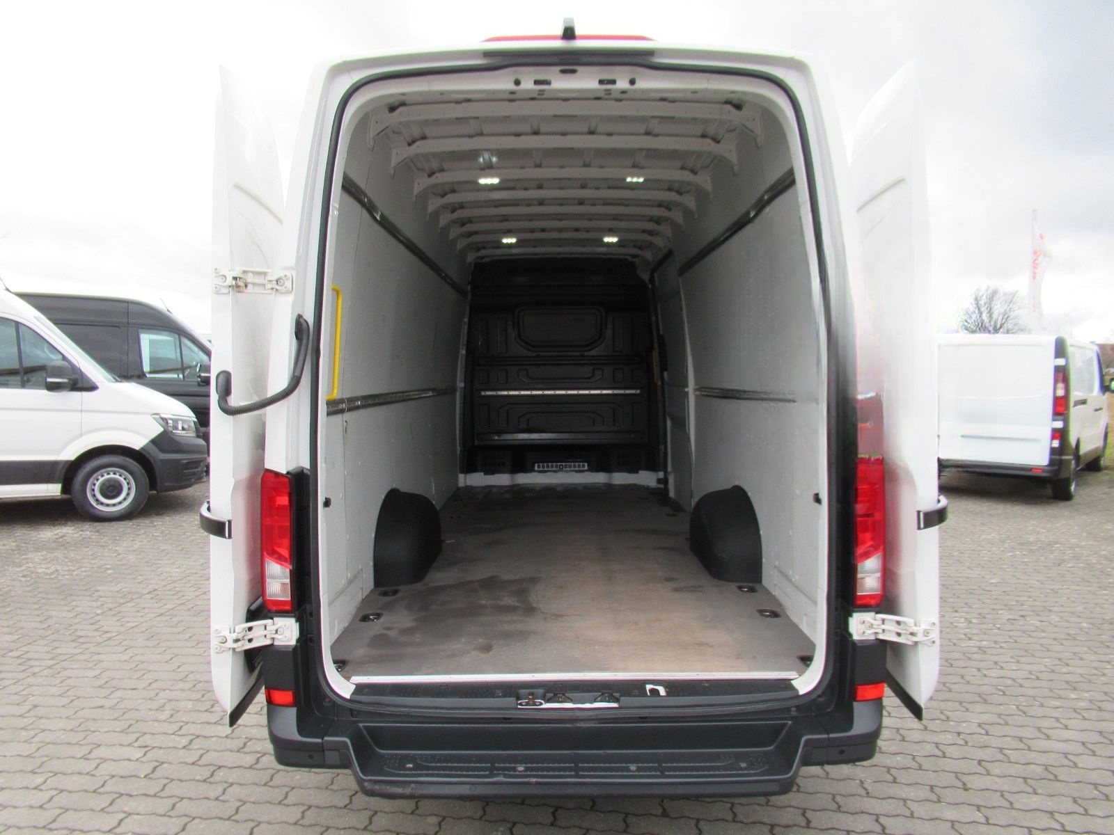 Volkswagen Crafter Kasten 35 lang plus L5 H2+STANDHEIZUNG+ foto 22