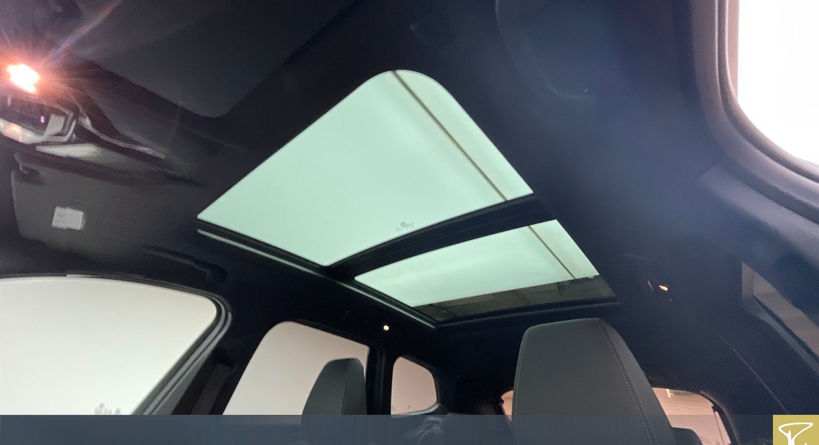 BMW X1 xDrive23d A M-Sport,Pano,AHK,DAProf,Autom foto 12