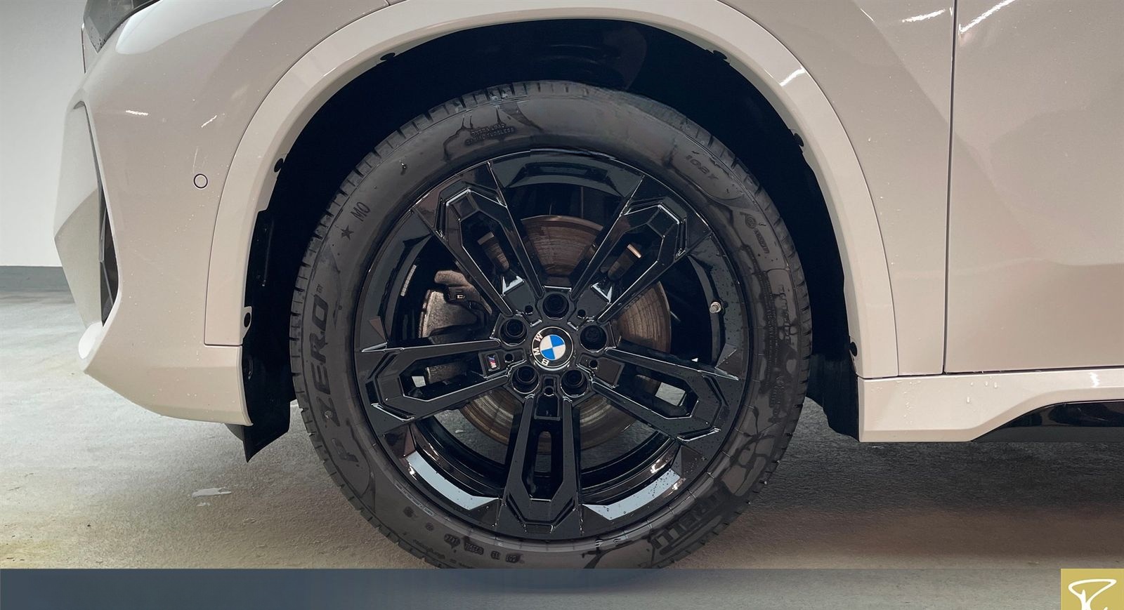 BMW X1 xDrive23d A M-Sport,Pano,AHK,DAProf,Autom foto 3