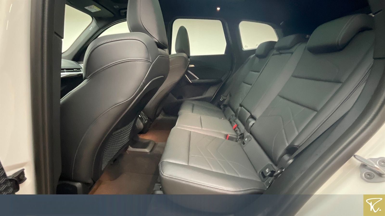 BMW X1 xDrive23d A M-Sport,Pano,AHK,DAProf,Autom foto 8