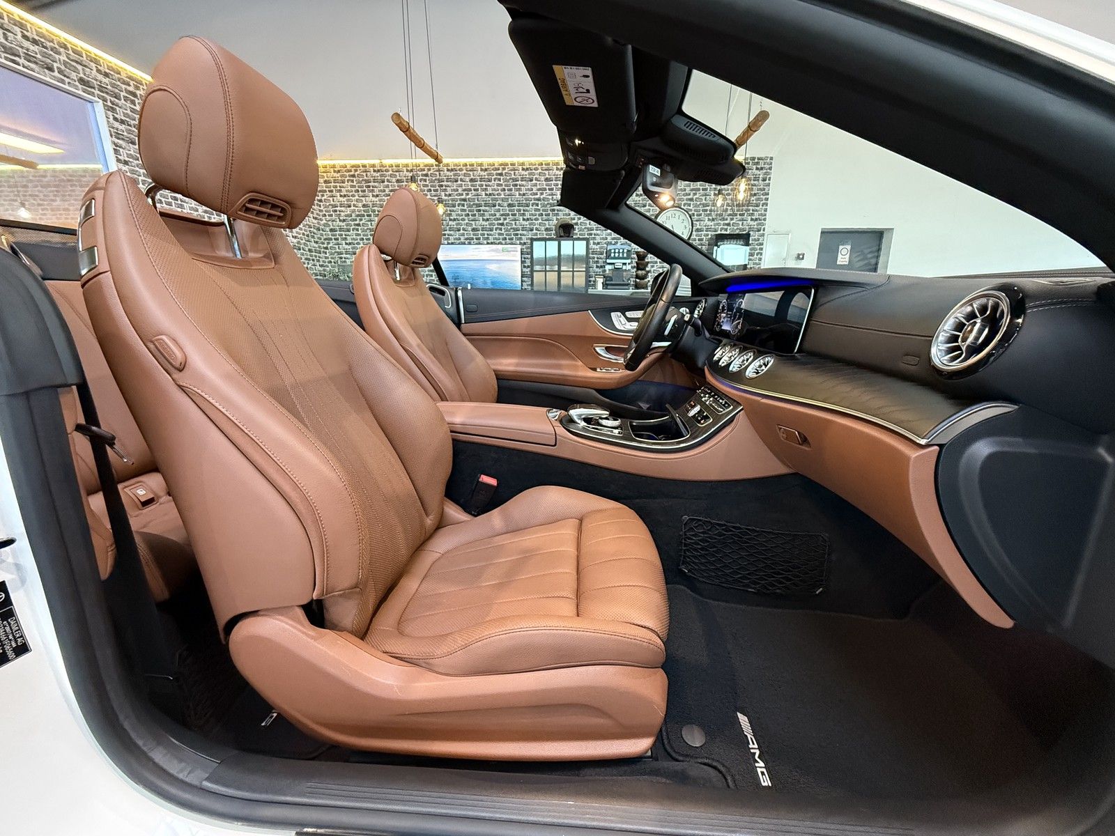 Mercedes-Benz E 400 4M AMG|BURMESTER|HUD|360*|STHZ|AIRMATIC|VO foto 13