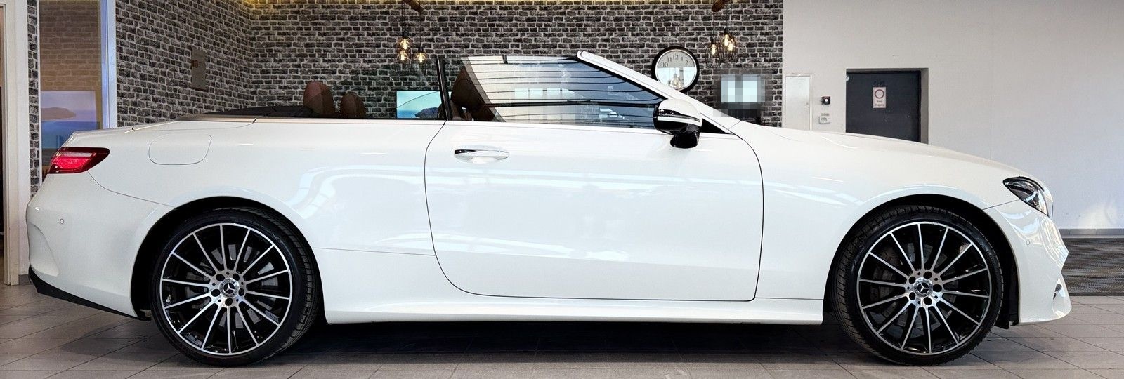 Mercedes-Benz E 400 4M AMG|BURMESTER|HUD|360*|STHZ|AIRMATIC|VO foto 4